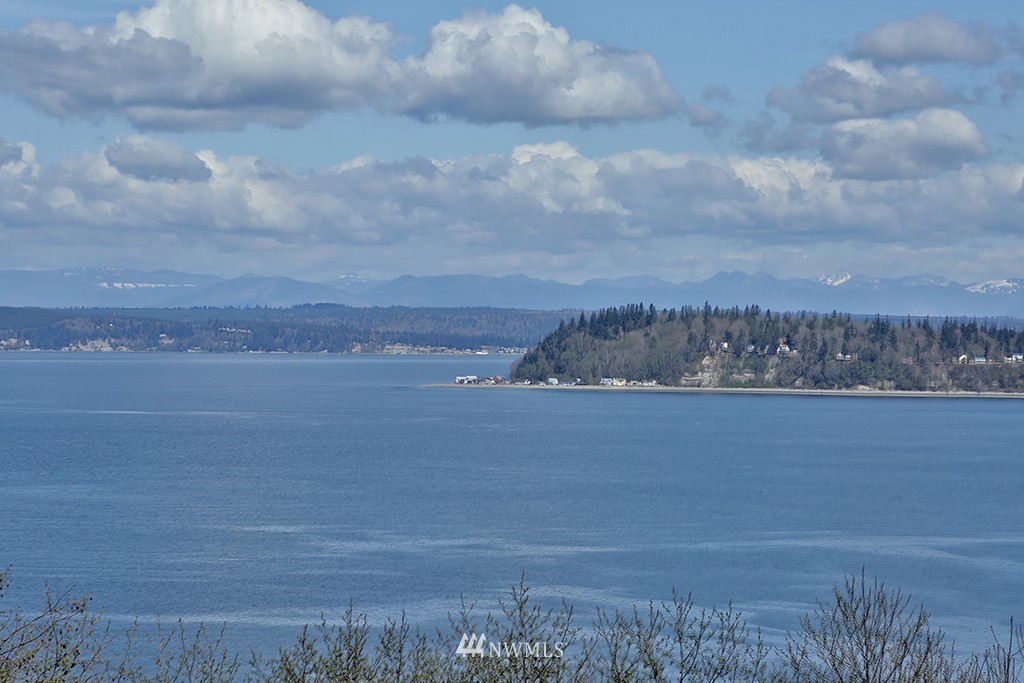 6105 Bob Galbreath Road Clinton, WA 98236 - Photo 24 of 25 Gallery Image 24