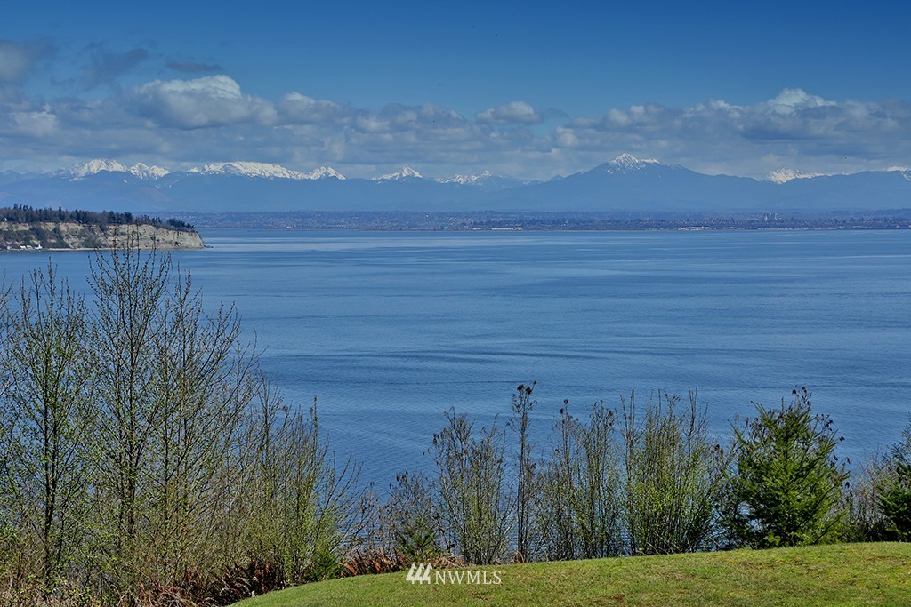 6105 Bob Galbreath Road Clinton, WA 98236 - Photo 5 of 25 Gallery Image 5