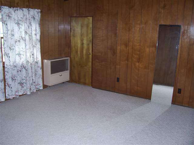 2322 Springfield Road East Peoria, IL 61611 - Photo 11 of 11 Gallery Image 11