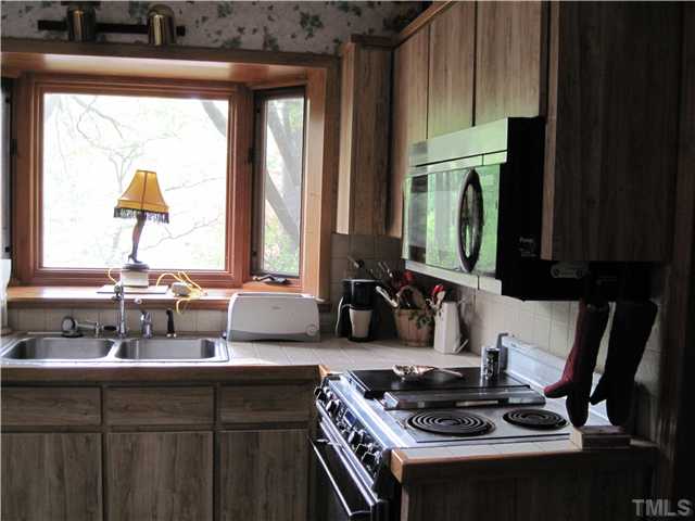 7816 Harps Mill Road Raleigh, NC 27615 - Photo 4 of 23