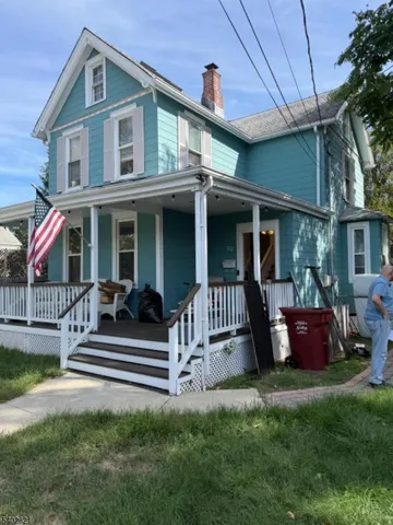 $549,000 | 22 Hamilton Place, Nutley, NJ 07110