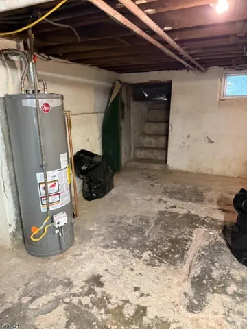 $549,000 | 22 Hamilton Place, Nutley, NJ 07110