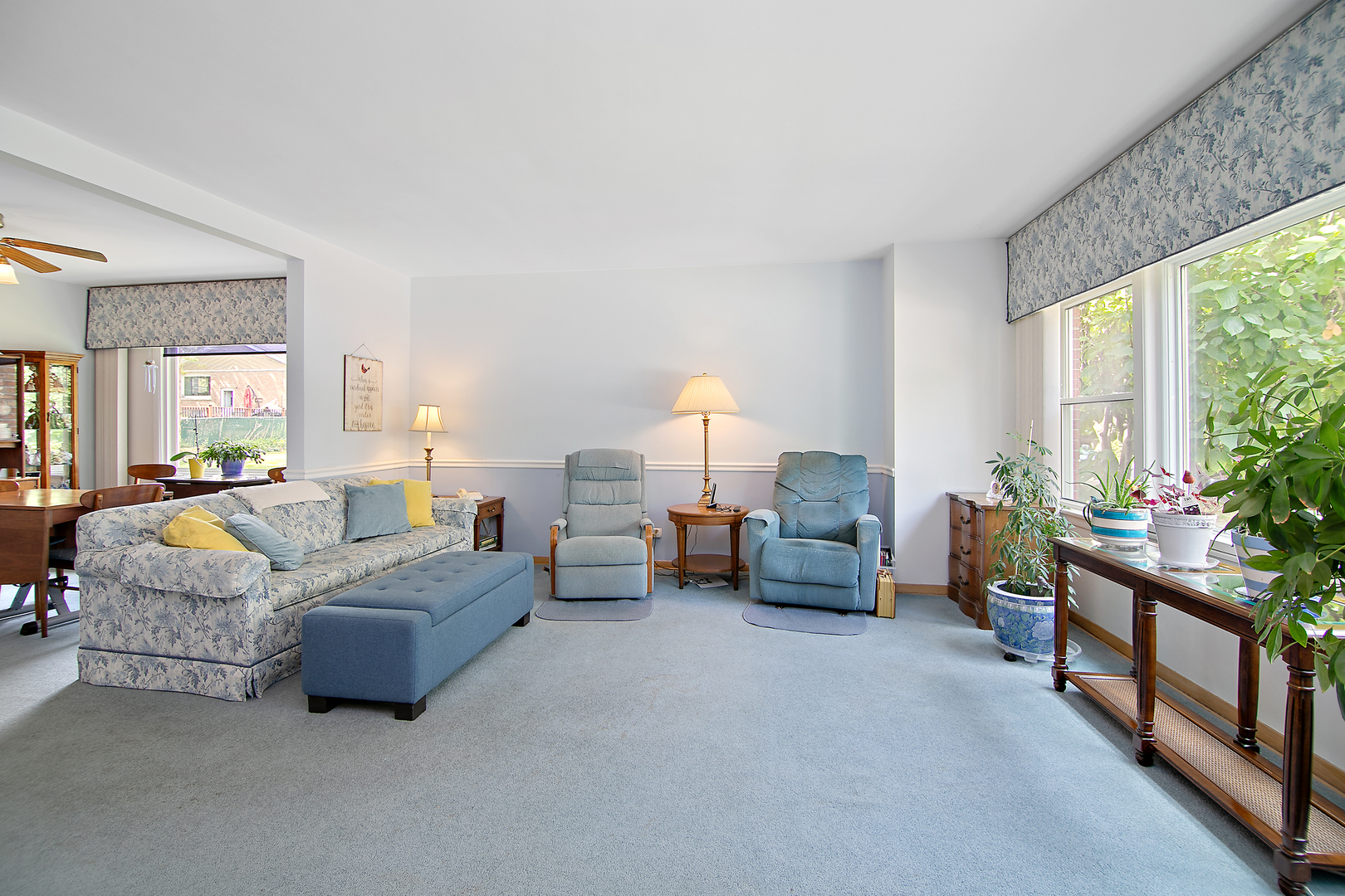 1707 Evergreen Road Homewood, IL 60430 - Photo 6 of 22 a spacious bedroom with a bed and a large window