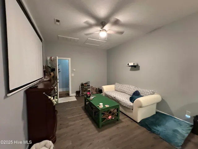 $399,000 | 121 South King Street, Windsor, NC 27983