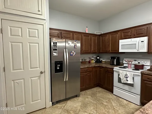 $399,000 | 121 South King Street, Windsor, NC 27983