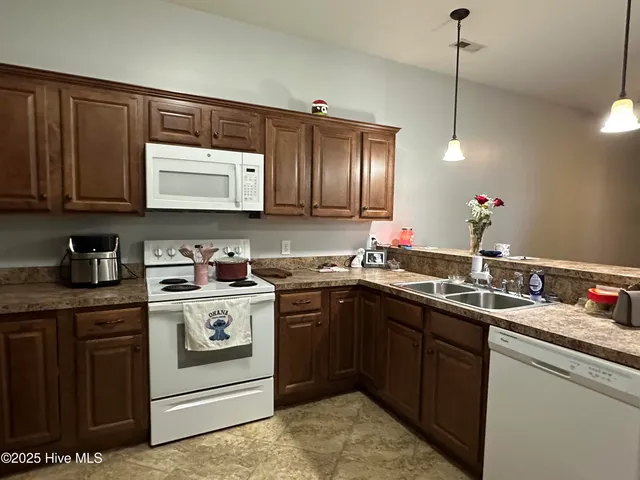 $399,000 | 121 South King Street, Windsor, NC 27983