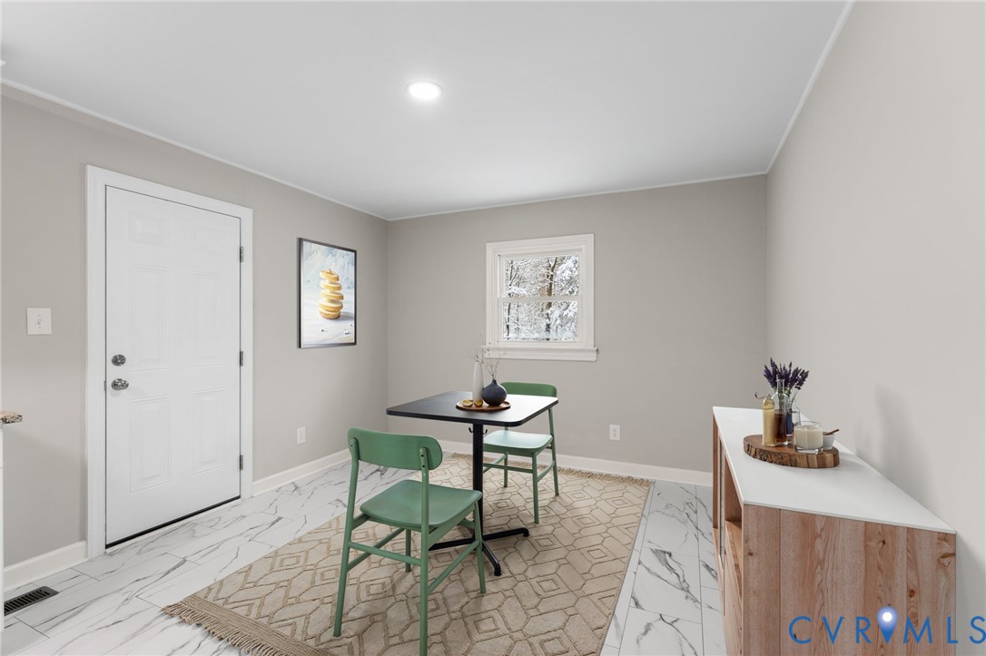 2444 Mountain View Road Powhatan, VA 23139 - Photo 7 of 25 Gallery Image 7