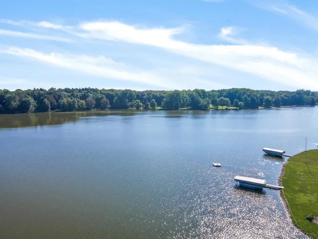 $139,900 | 9094 North Steinbarger Lake Road, Wawaka, IN 46794