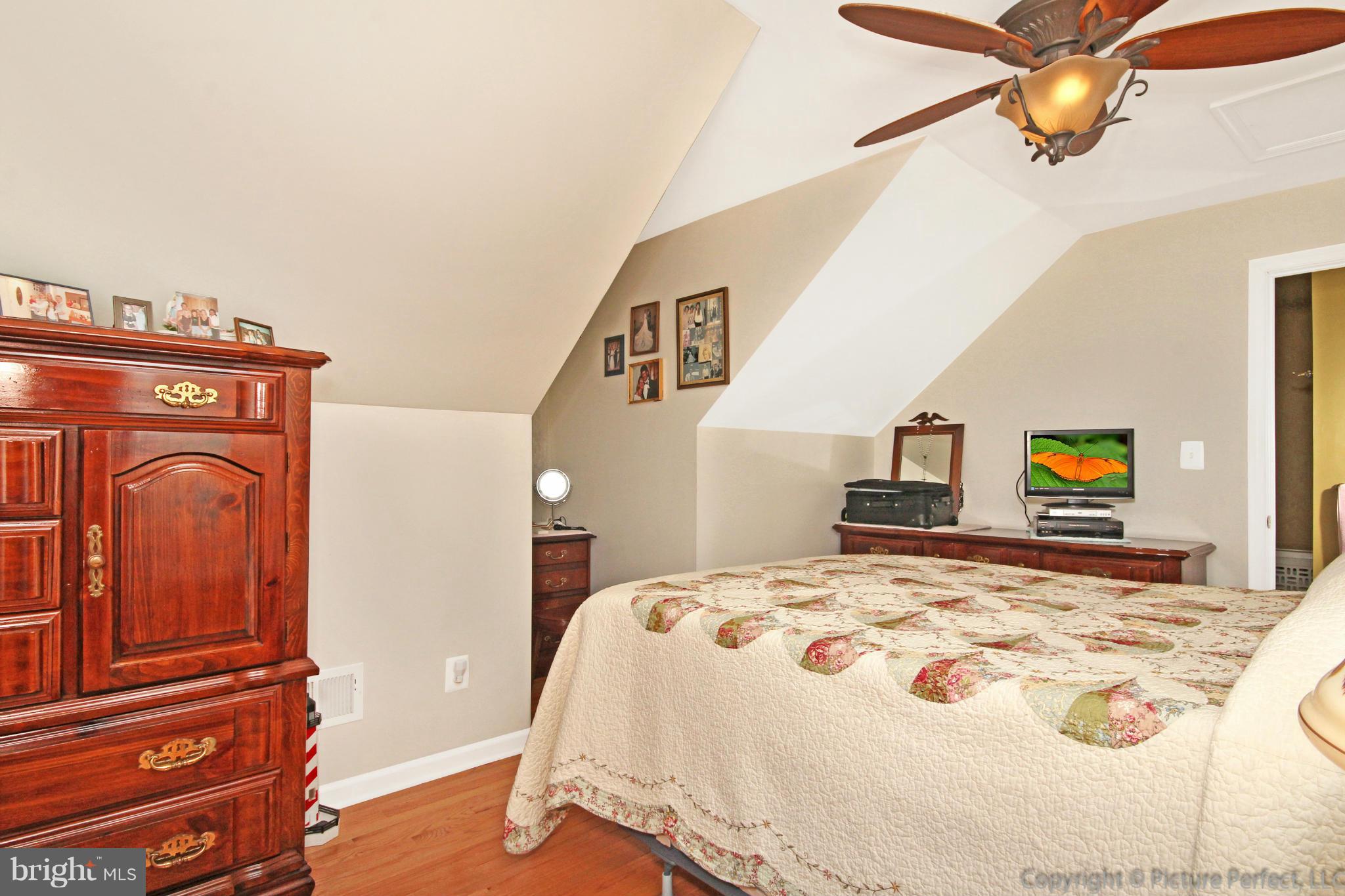 12457 Jesse Smith Road Mount Airy, MD 21771 - Photo 26 of 30 In Law Suite