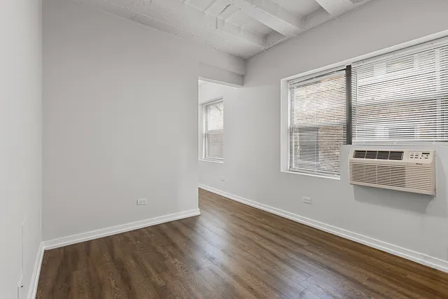 $2,200 | 5718 North Winthrop Avenue, Unit 801, Chicago, IL 60660