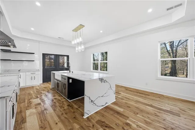 $850,000 | 6465 Yacht Club Road, Flowery Branch, GA 30542