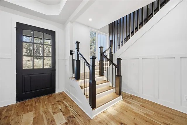 $850,000 | 6465 Yacht Club Road, Flowery Branch, GA 30542