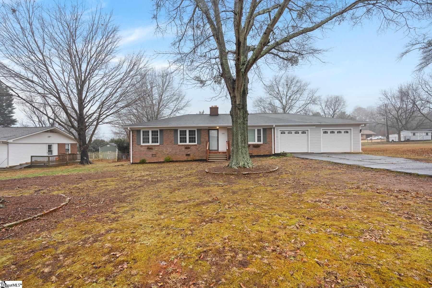 108 Highland Road Duncan, SC 29334 - Photo 1 of 28 Gallery Image 1