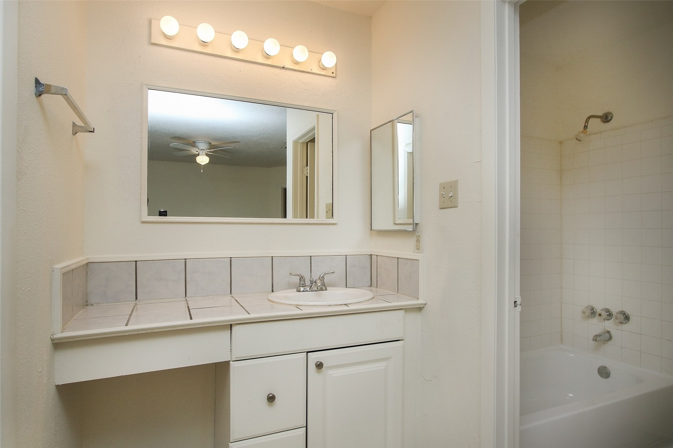 4626 Quailgate Drive Spring, TX 77373 - Photo 10 of 46