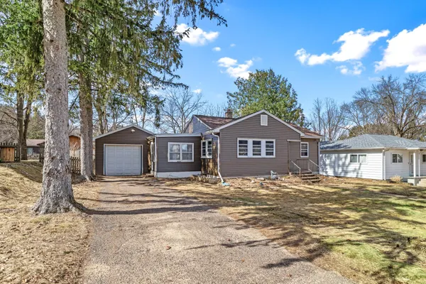 $185,000 | 728 2nd Street East, Altoona, WI 54720