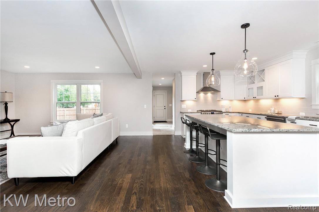 4201 Sheffield Road Royal Oak, MI 48073 - Photo 7 of 46 Sheffield-7.jpg