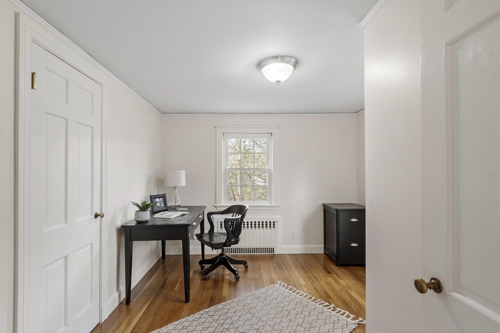 142 Tower Road Lincoln, MA 01773 - Photo 18 of 41