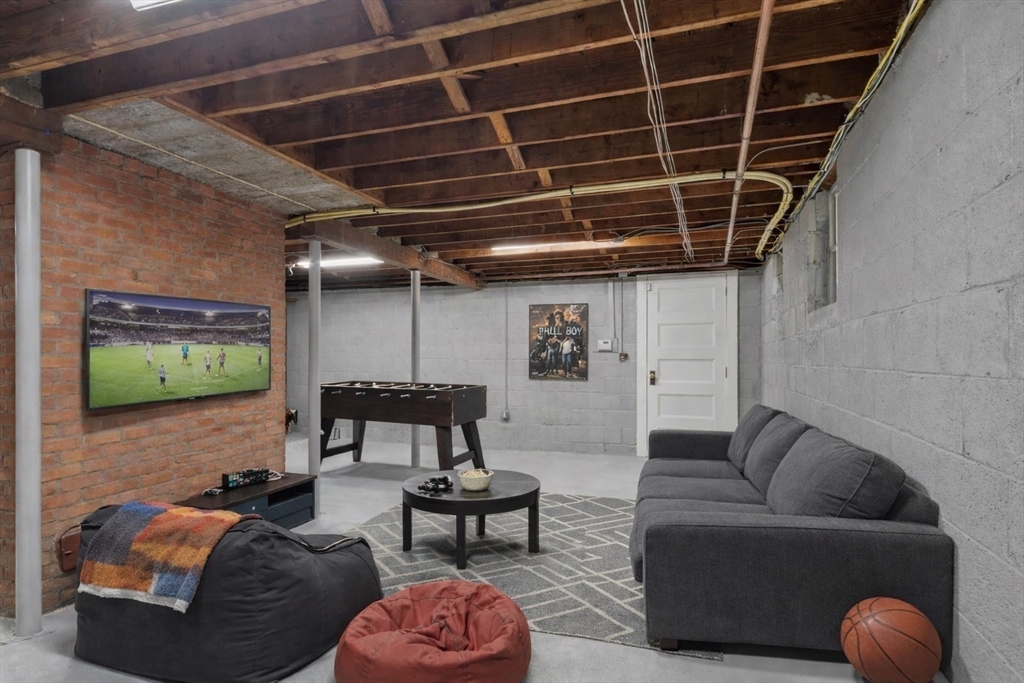 142 Tower Road Lincoln, MA 01773 - Photo 25 of 41