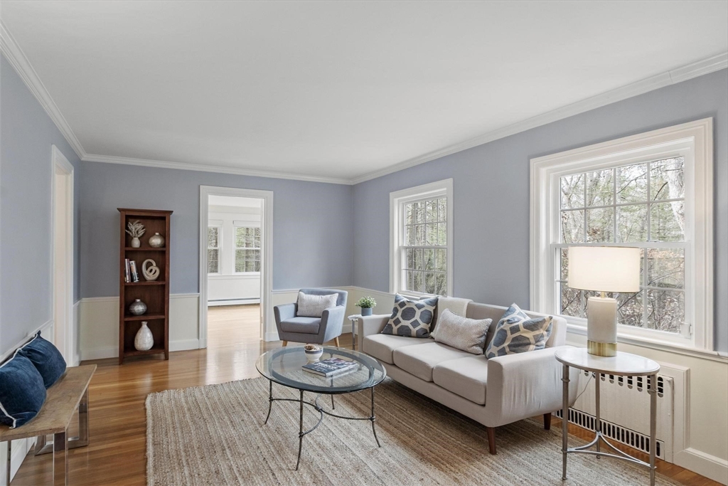 142 Tower Road Lincoln, MA 01773 - Photo 5 of 41