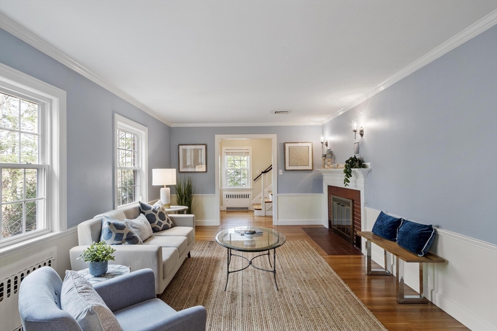 142 Tower Road Lincoln, MA 01773 - Photo 6 of 41