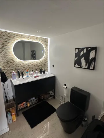 a bathroom with a bathtub