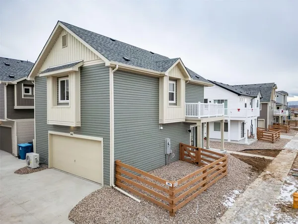 $374,923 | 10040 Revere Court, Commerce City, CO 80022