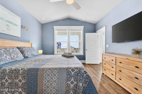 $1,199,000 | 4927 East Pelican Drive, Oak Island, NC 28465