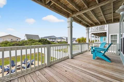$1,199,000 | 4927 East Pelican Drive, Oak Island, NC 28465