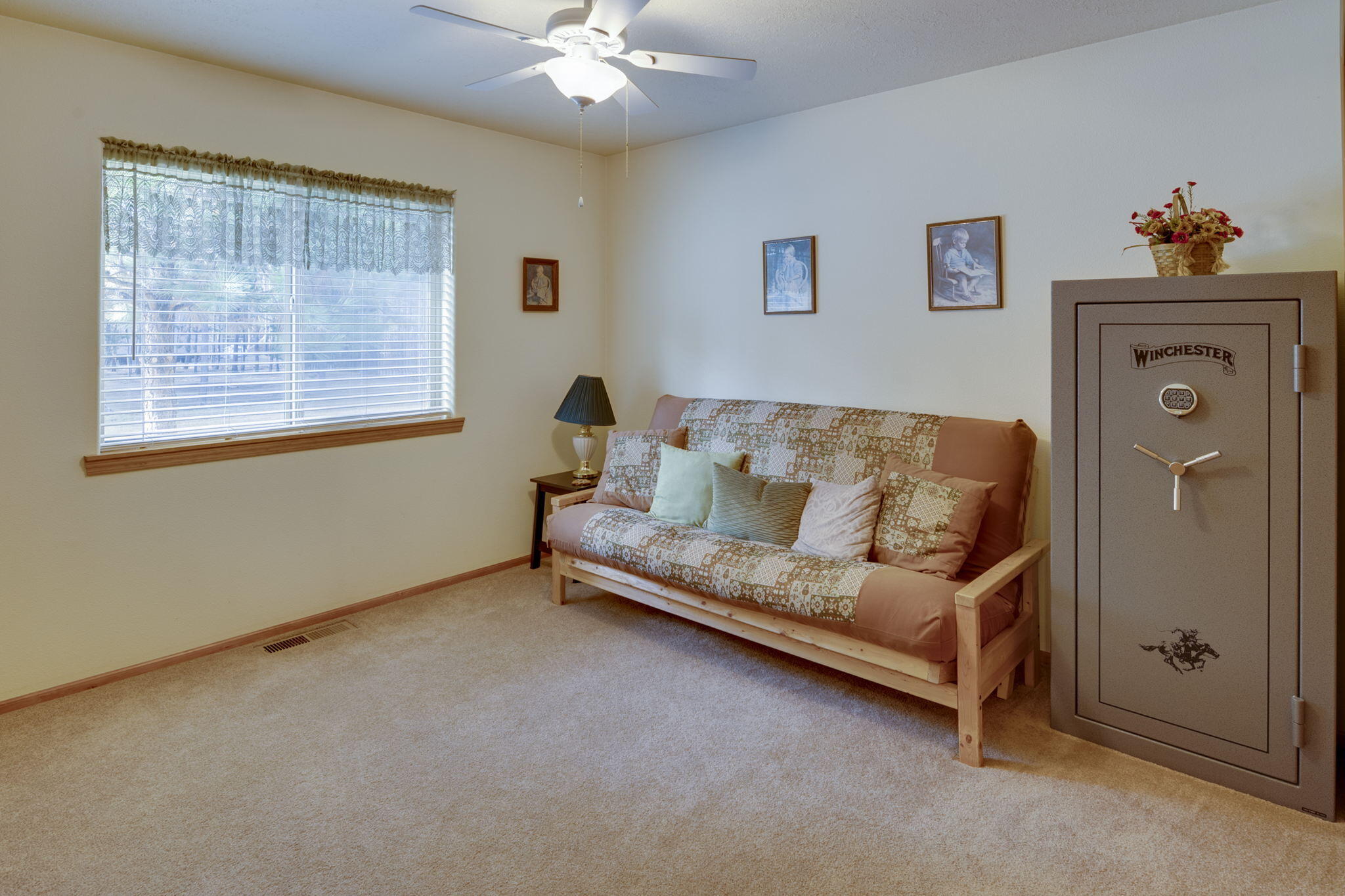 15939 Old Mill Road La Pine, OR 97739 - Photo 28 of 53 Bedroom 1