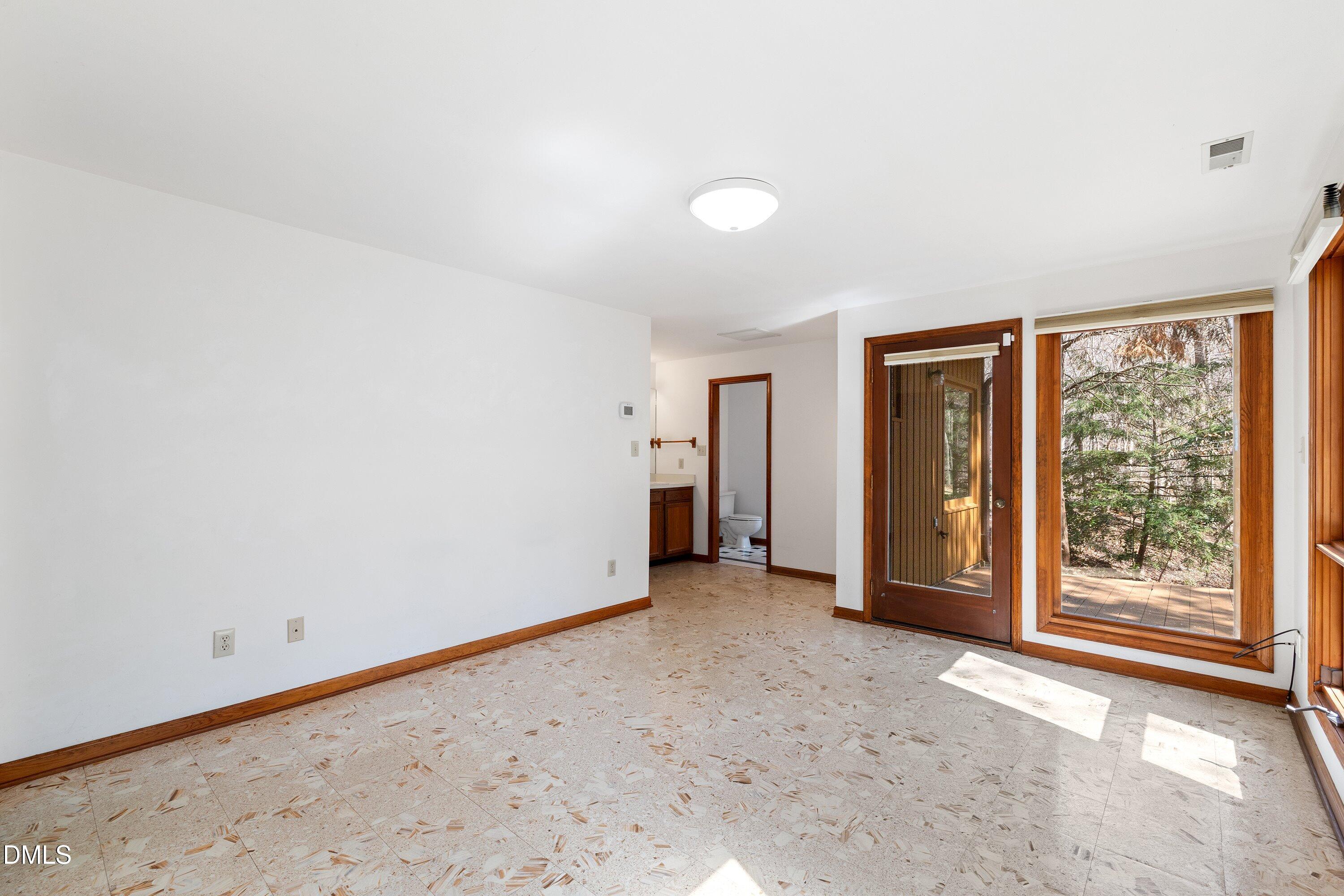 2012 Raccoon Run Clayton, NC 27520 - Photo 33 of 89 26-2012 Raccoon Run _6202