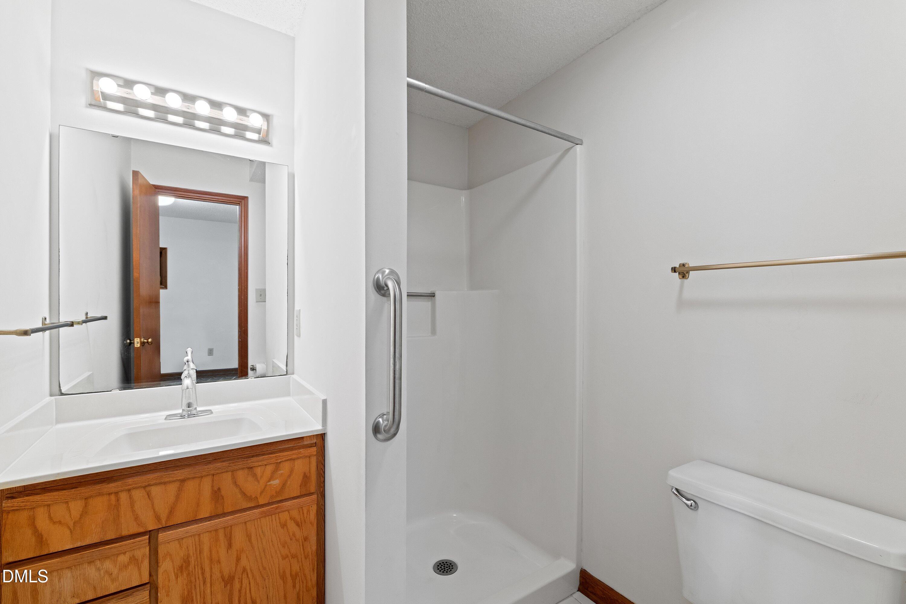 2012 Raccoon Run Clayton, NC 27520 - Photo 38 of 89 10-2012 Raccoon Run _6122