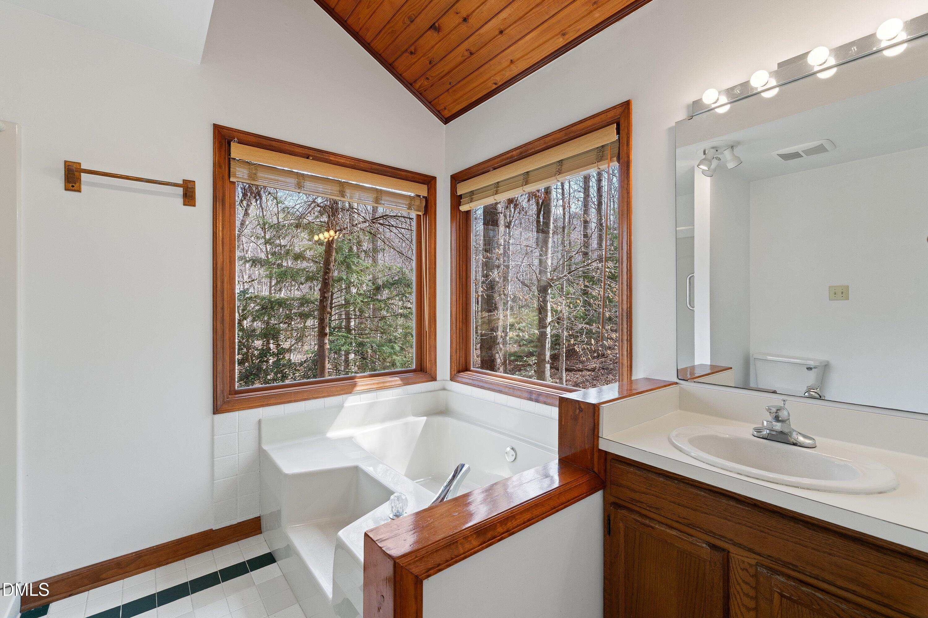 2012 Raccoon Run Clayton, NC 27520 - Photo 41 of 89 31-2012 Raccoon Run _6227