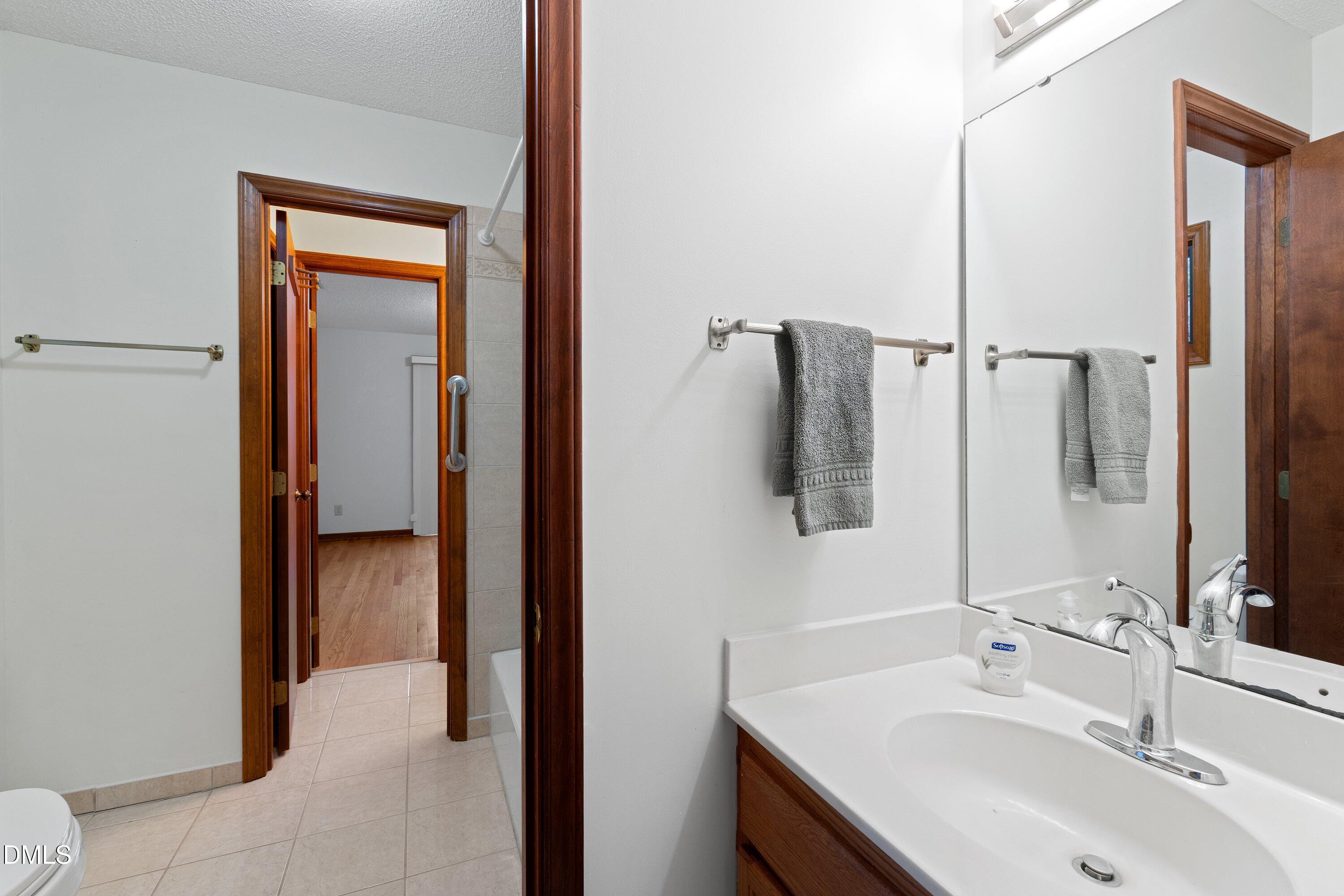 2012 Raccoon Run Clayton, NC 27520 - Photo 46 of 89 43-2012 Raccoon Run _6281