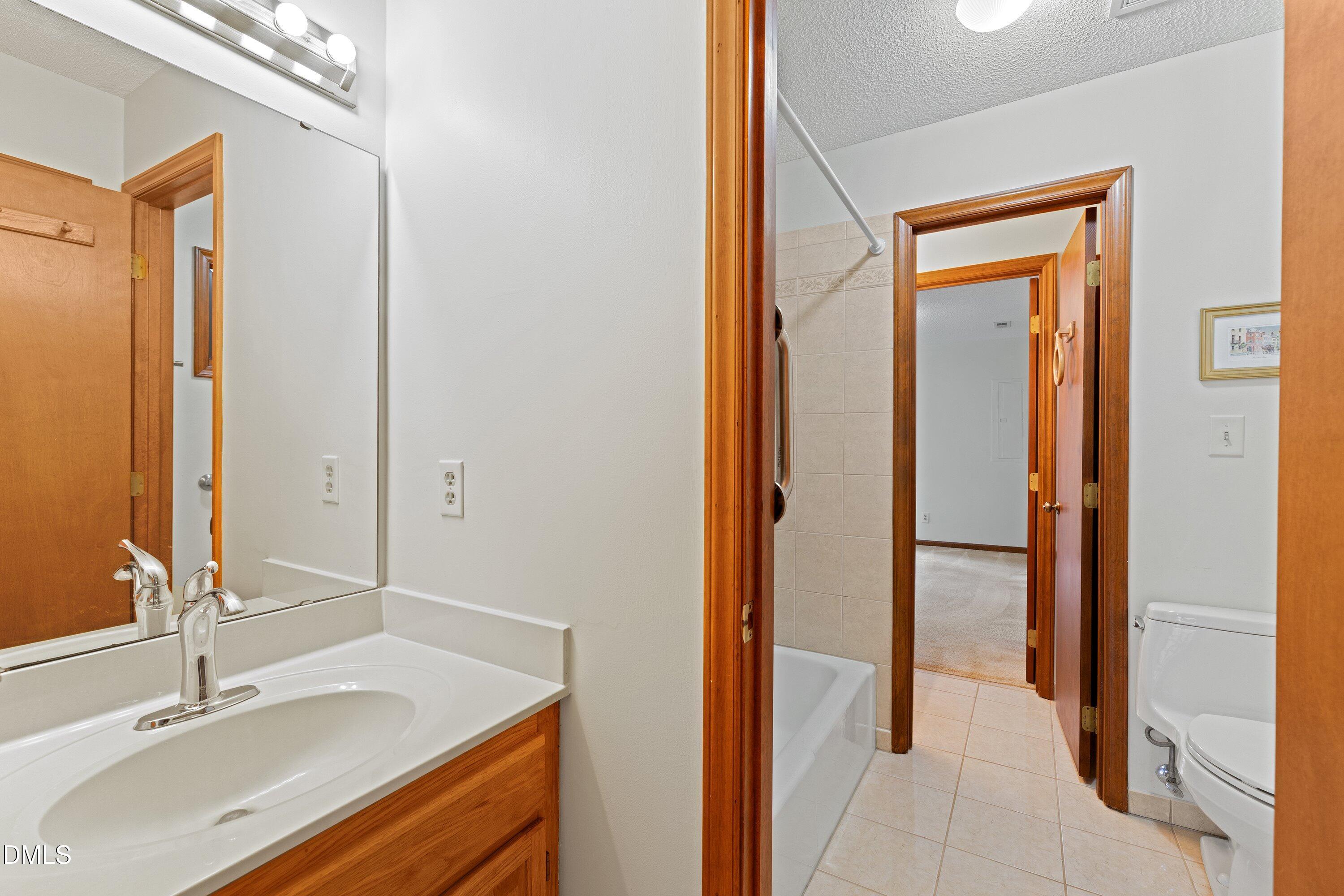 2012 Raccoon Run Clayton, NC 27520 - Photo 48 of 89 45-2012 Raccoon Run _6291