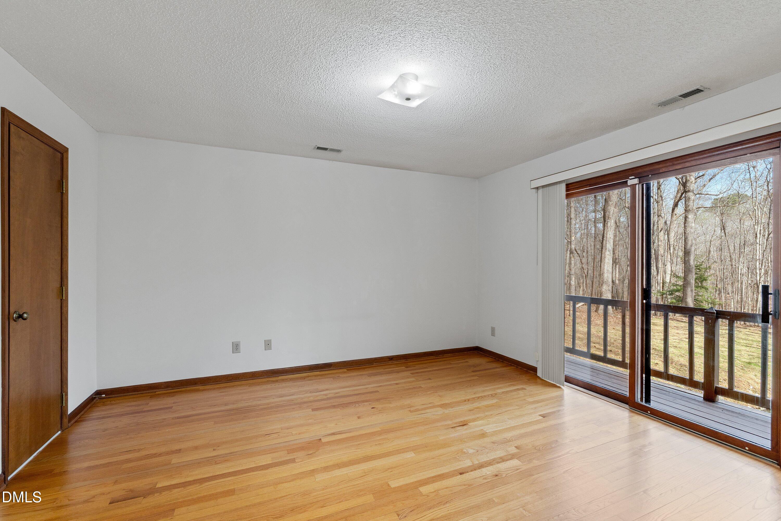 2012 Raccoon Run Clayton, NC 27520 - Photo 51 of 89 48-2012 Raccoon Run _6306