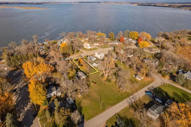 $44,000 | 816 East Lake Street, Osakis, MN 56360