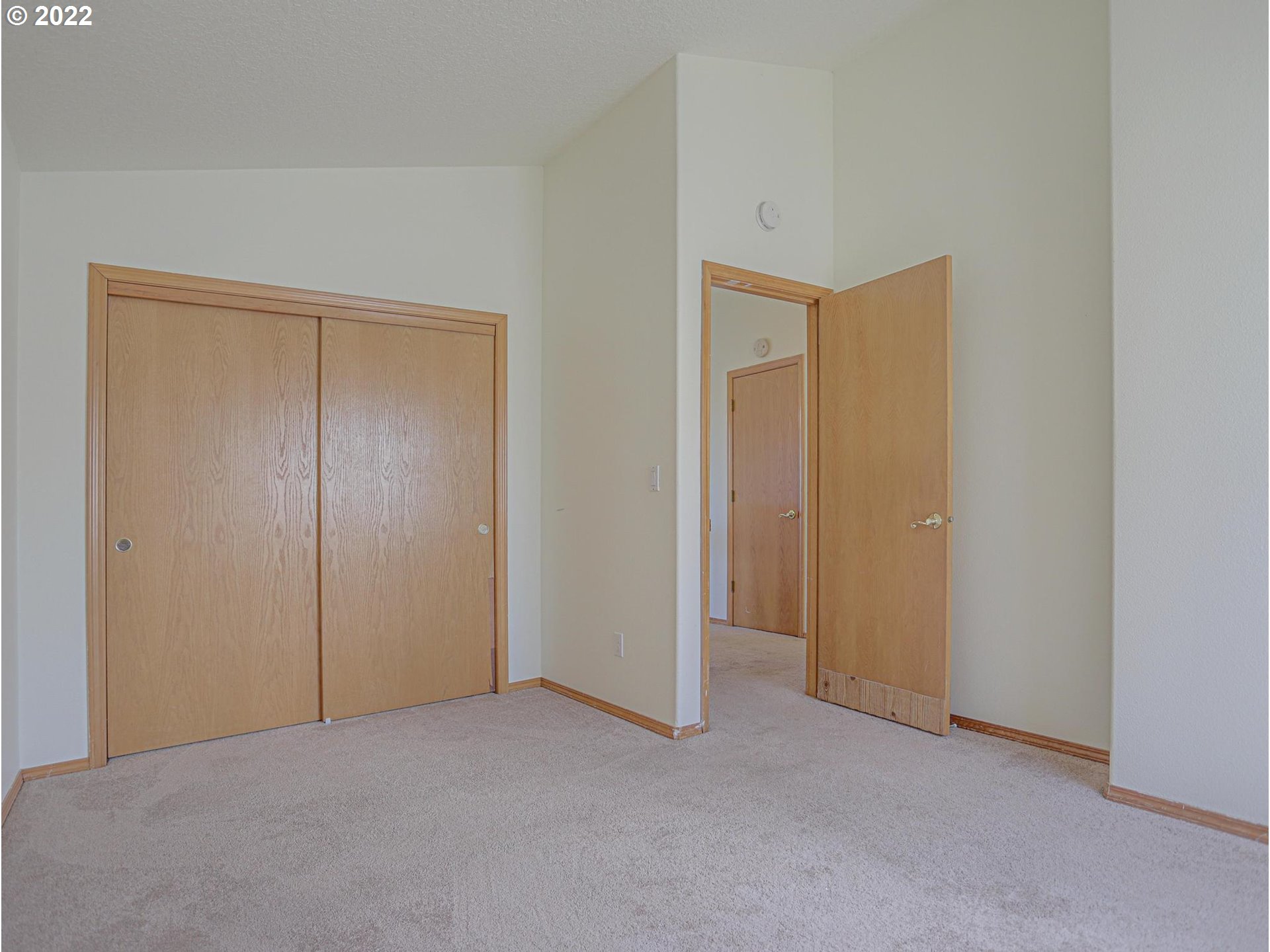 467 Southwest Nancy Circle Gresham, OR 97030 - Photo 20 of 32 Bedroom