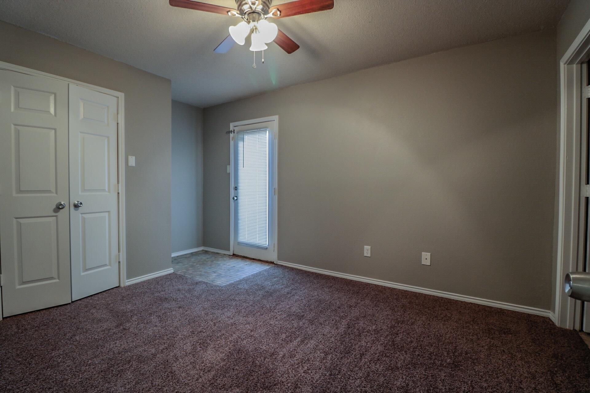 2401 87th Street, Unit B Lubbock, TX 79423 - Photo 7 of 11 original (36)