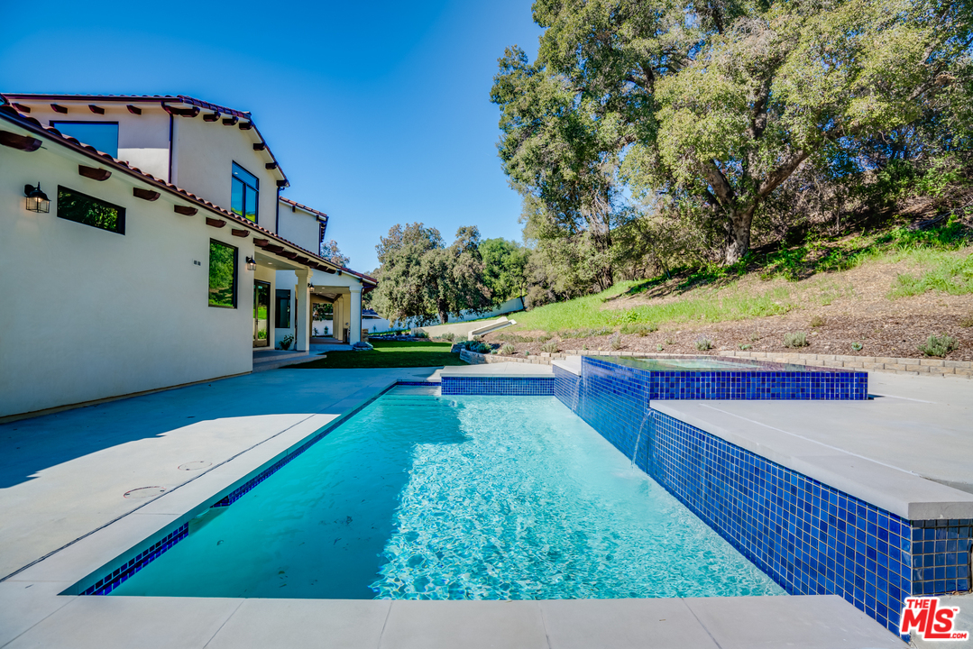 2563 Stokes Canyon Road Calabasas, CA 91302 - Photo 42 of 44 Gallery Image 42