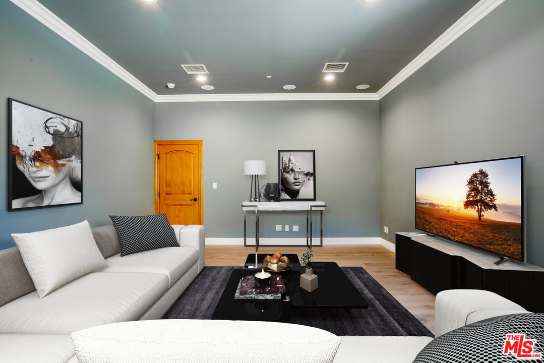 2563 Stokes Canyon Road Calabasas, CA 91302 - Photo 7 of 44 Gallery Image 7