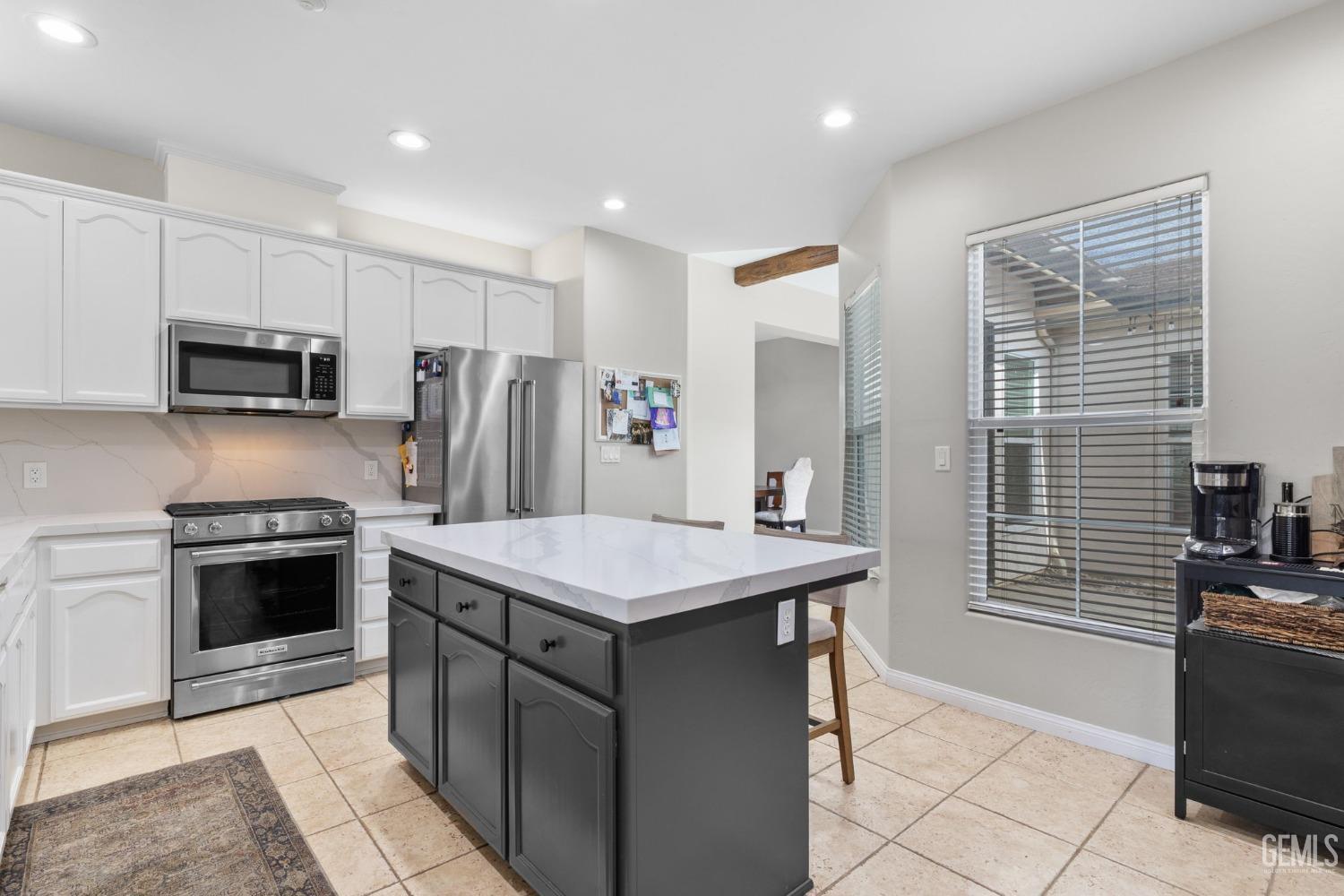 Undisclosed Address Bakersfield, CA 93311 - Photo 13 of 38