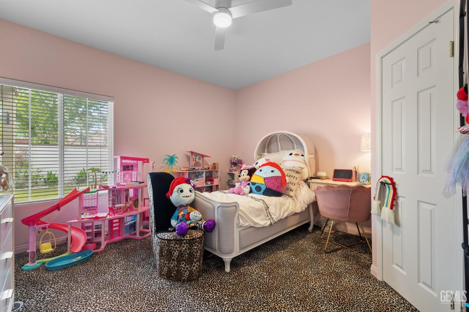 Undisclosed Address Bakersfield, CA 93311 - Photo 25 of 38