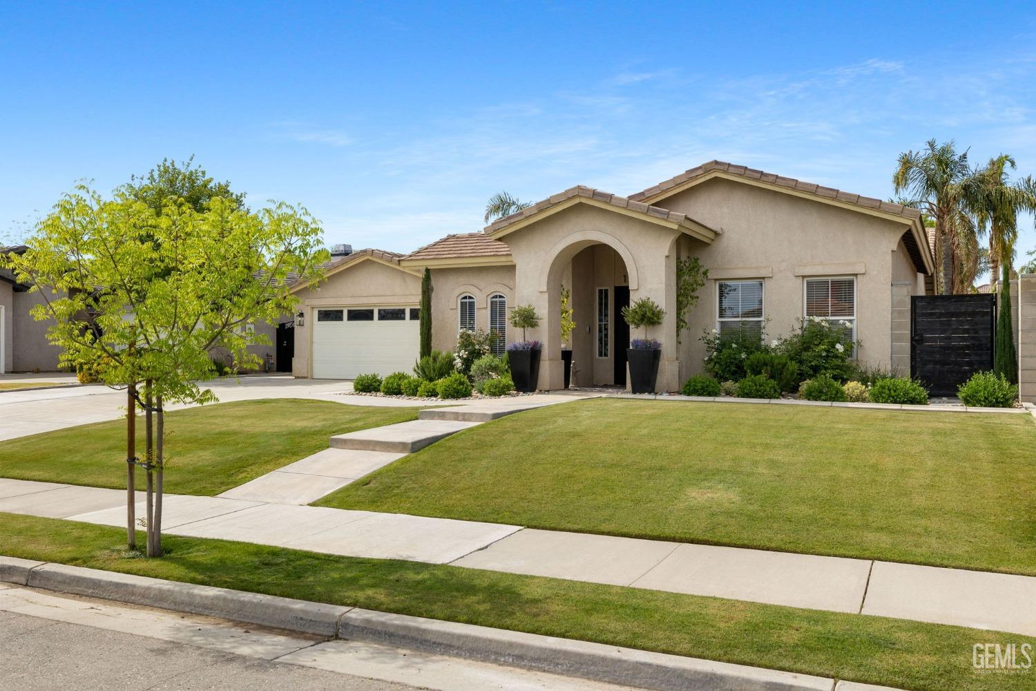 Undisclosed Address Bakersfield, CA 93311 - Photo 3 of 38