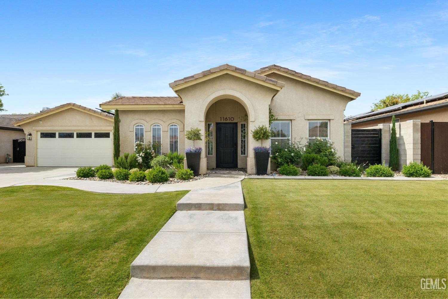 Undisclosed Address Bakersfield, CA 93311 - Photo 5 of 38