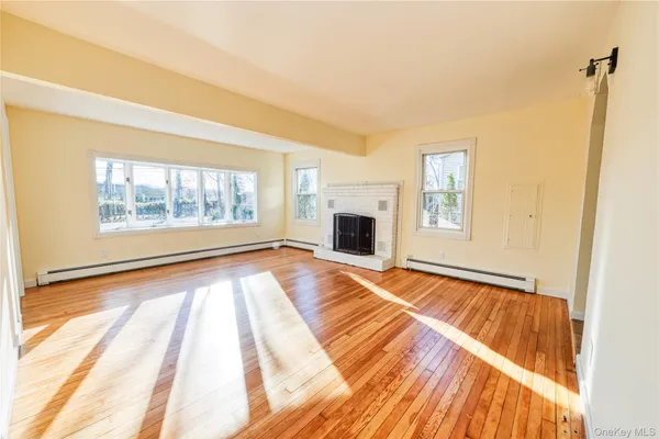 $495,000 | 180 Lakeside Trail, Ridge, NY 11961