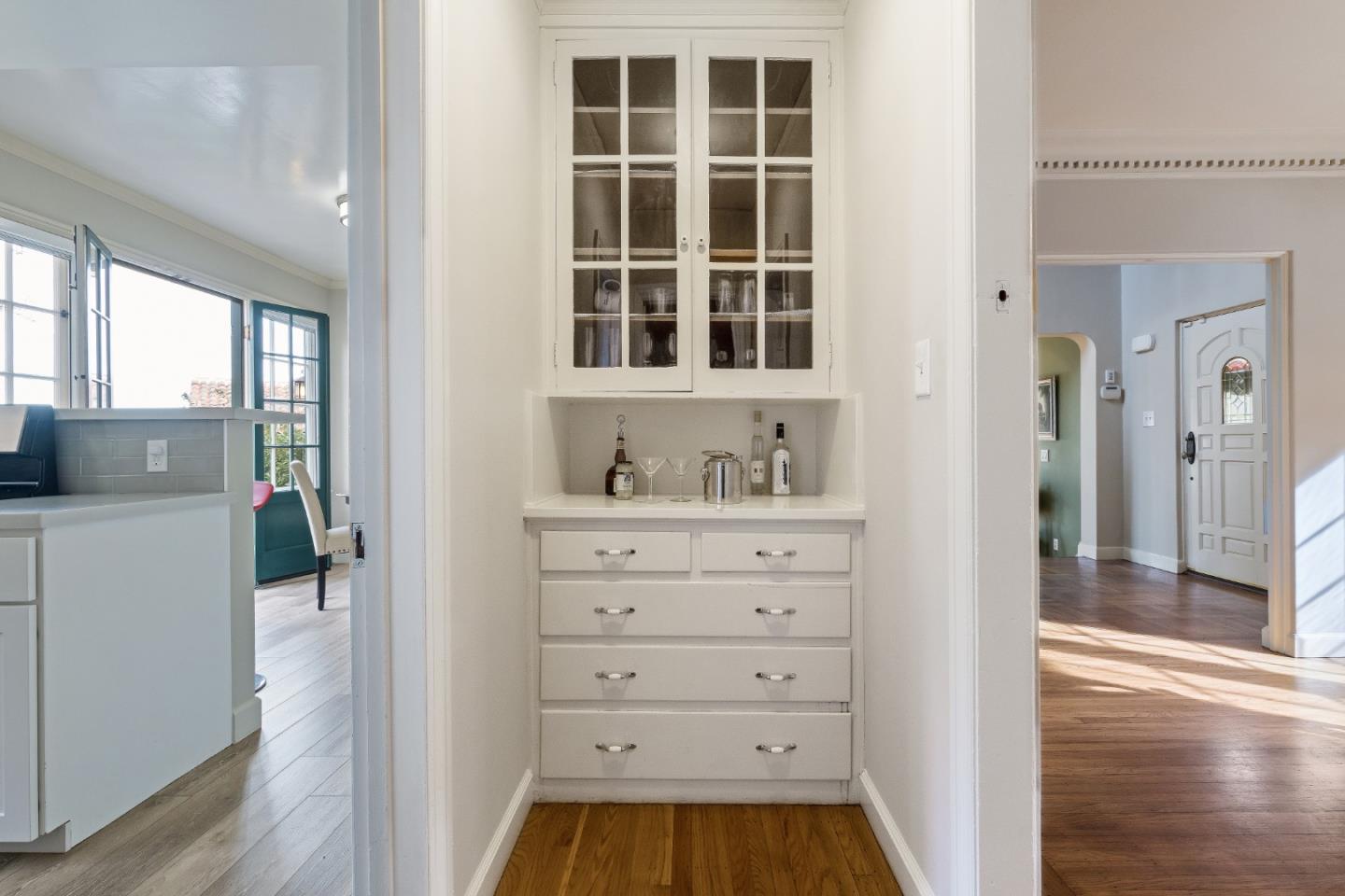 2804 Adeline Drive Burlingame, CA 94010 - Photo 8 of 21