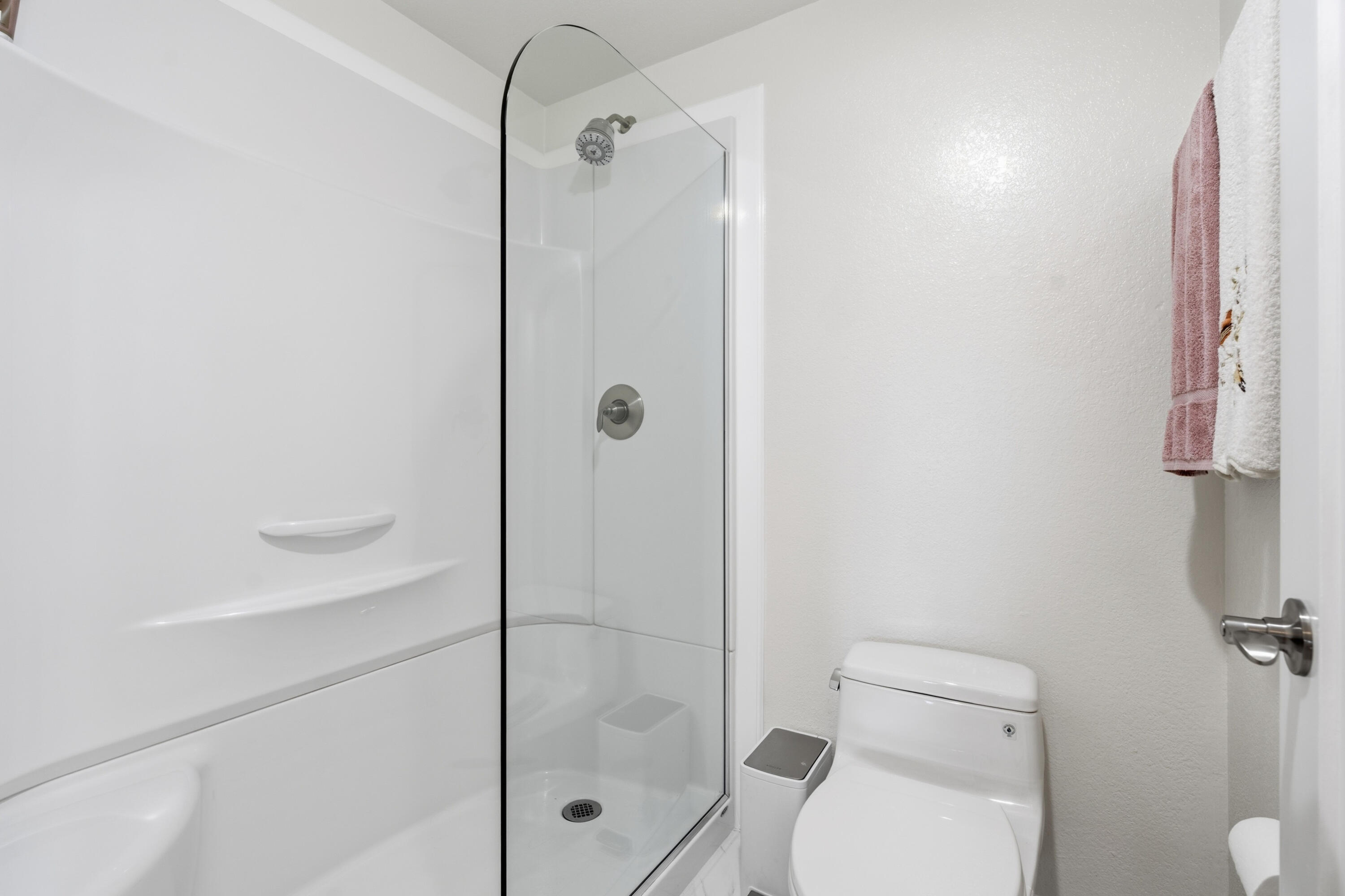 466 Ridgecrest Trail, Unit 135 Redding, CA 96003 - Photo 13 of 31 TUF07467