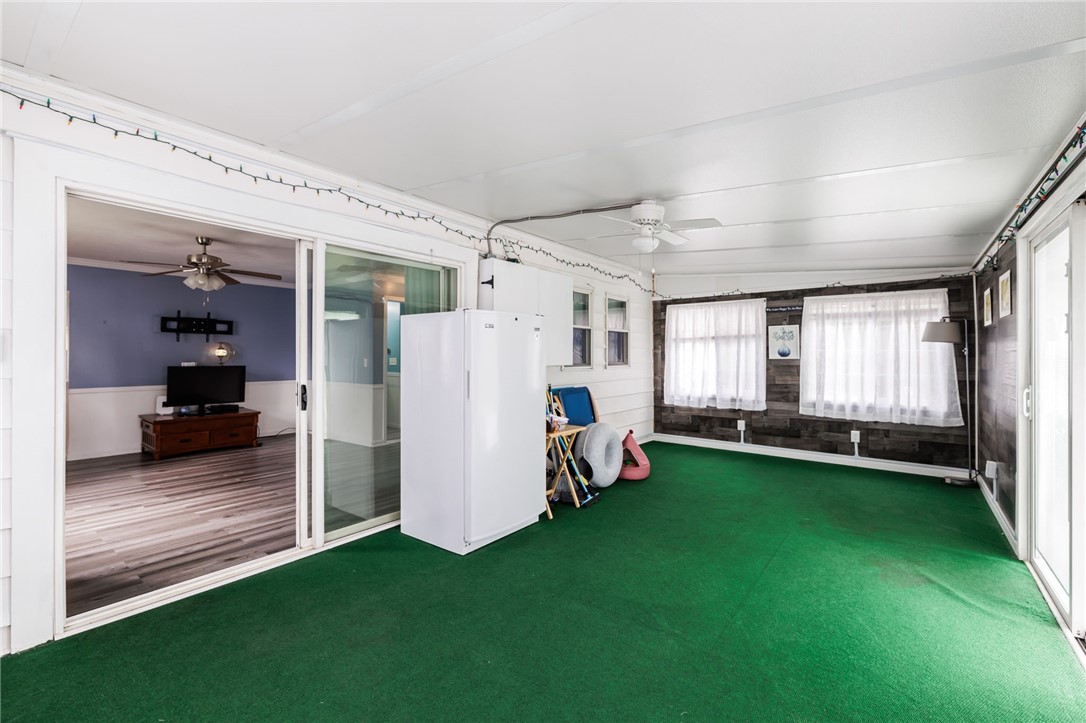 986 Gravel Road Webster, NY 14580 - Photo 32 of 36 Insulated 3 Season Room