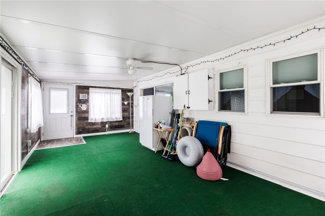 986 Gravel Road Webster, NY 14580 - Photo 33 of 36