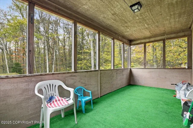 $415,000 | 6137 Victoria Drive, Tobyhanna, PA 18466